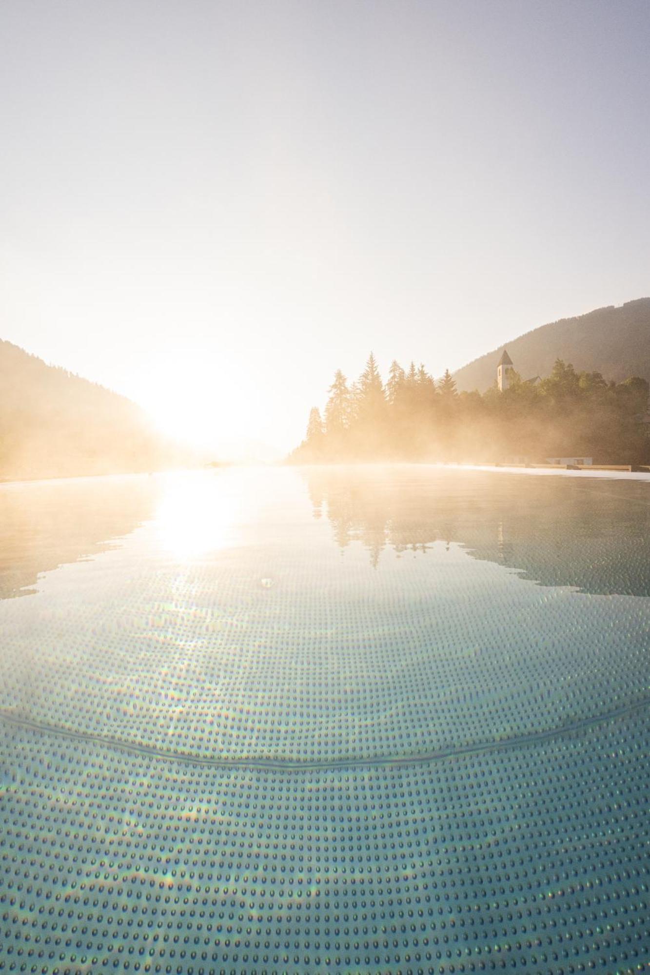 Hotel Loewe Dolomites San Candido Exteriér fotografie