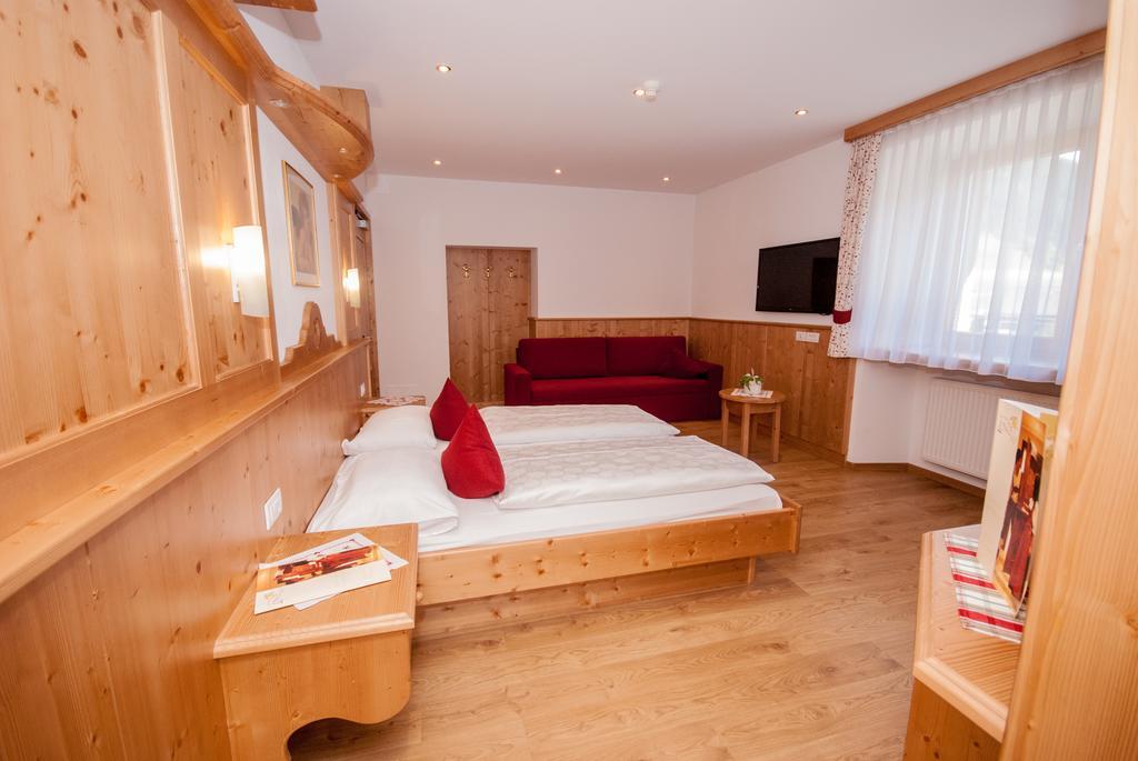 Hotel Loewe Dolomites San Candido Exteriér fotografie